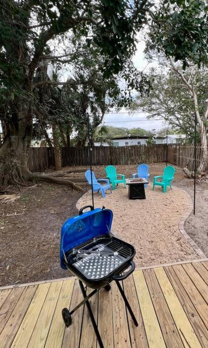 Beach Bungalow In Downtown Cocoa Beach Villa Ngoại thất bức ảnh